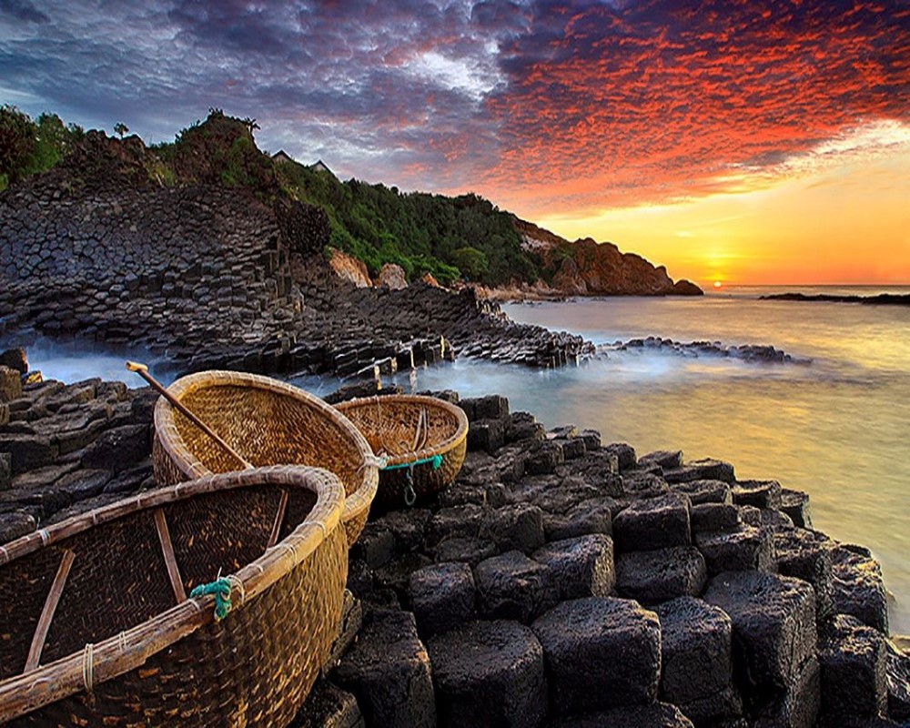 Bắc Phú Yên : Ghềnh Đá Đĩa - Tháp Nghinh Phong